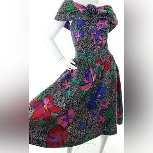 Vintage 80’s Floral Print Women's Dress